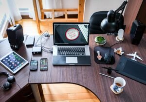 Categoría 3 Desarrollo y Gestión de Proyectos a Medida